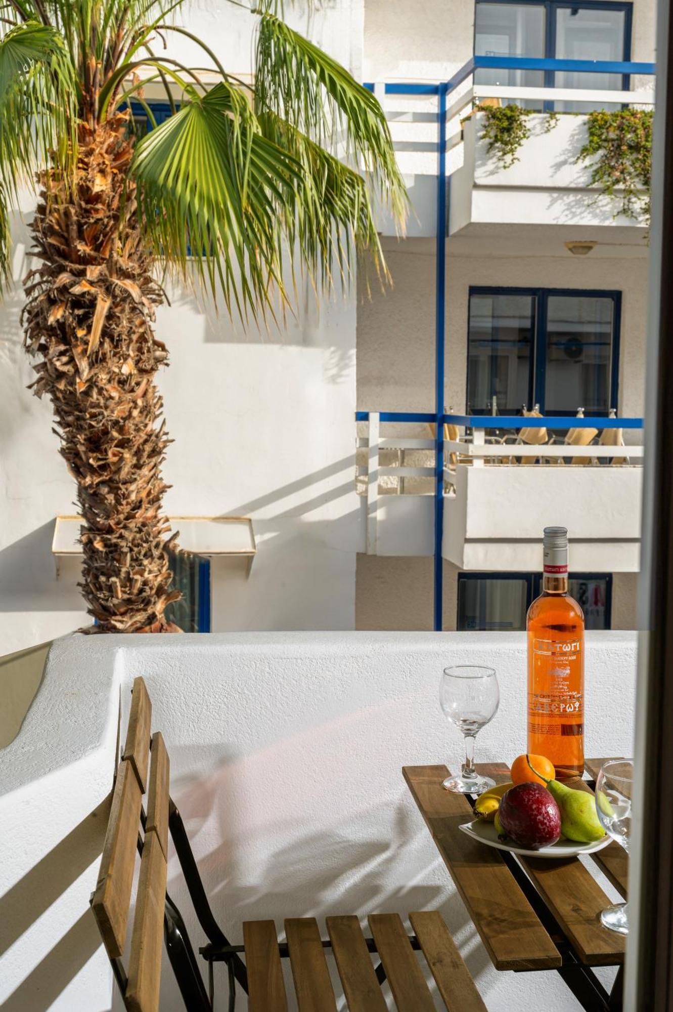 Makas Suites Hersonissos  Exterior foto